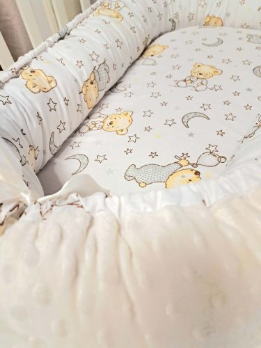 Babafészek Minky- Pamut Csillagos Maci