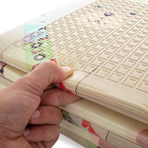 PETITE&MARS Összehajtható játszószőnyeg Campy Elephant&City