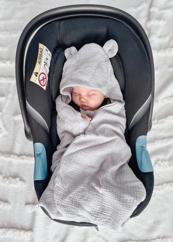 Hordozóba Köthető Kapucnis Macifüles Babatakaró, duplagéz/muszlin Zsálya