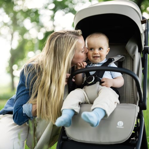 PETITE&MARS Sport babakocsi Flip Forever Black