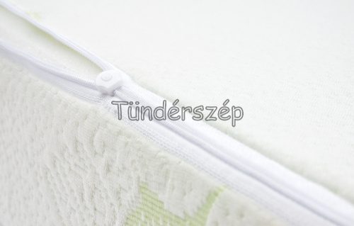 Refluxpárna kiságyba